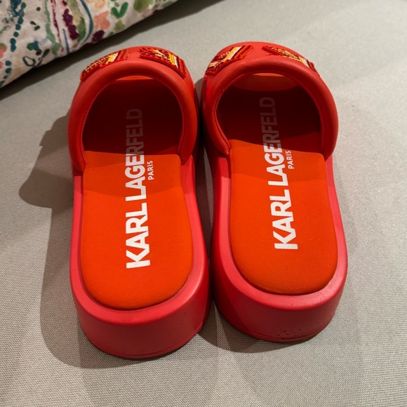 Karl Lagerfeld Slip-On Platform Slide Sandals - Picture 4 of 9